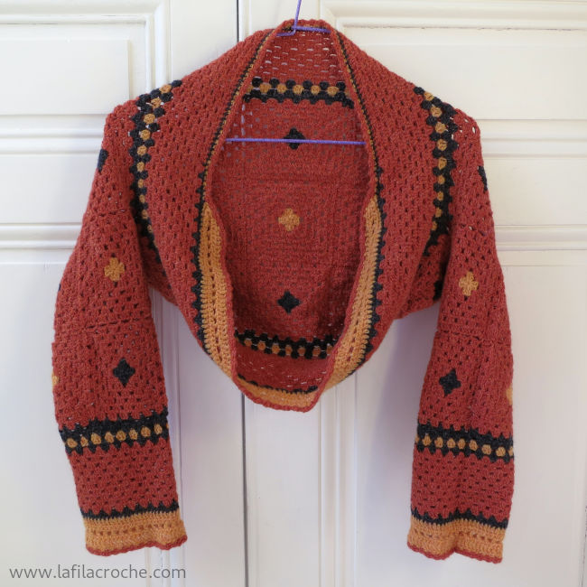 Boléro d’automne au crochet