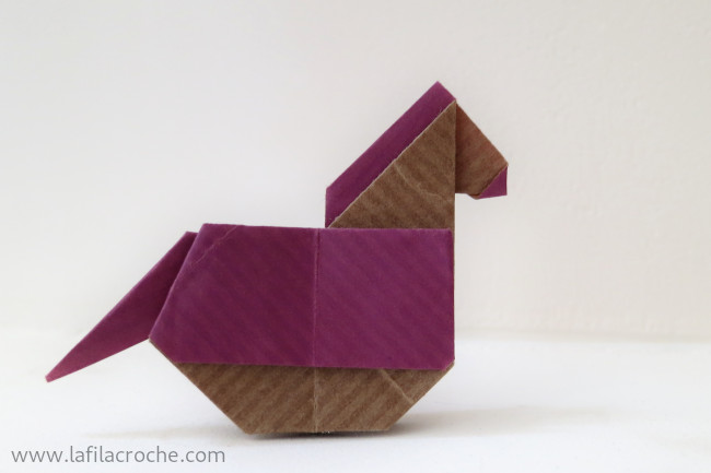 Petit cheval en origami de José Tomas Buitrago