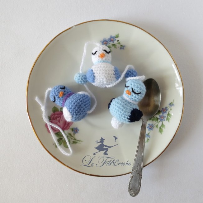 Guirlande d’oiseaux au crochet