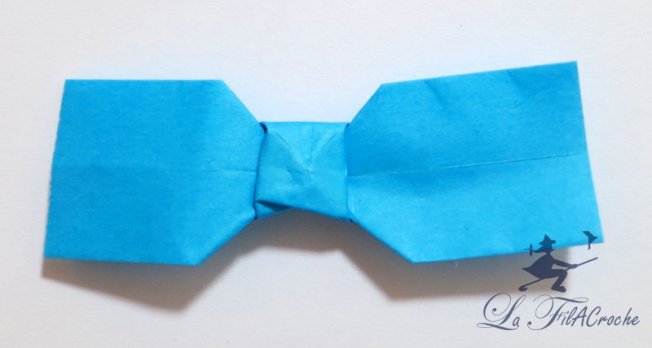 Un nœud en papier raté