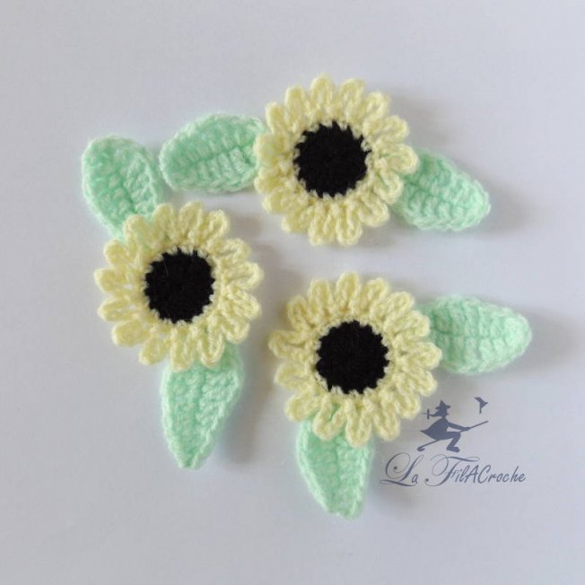 Fleurs de tournesols au crochet