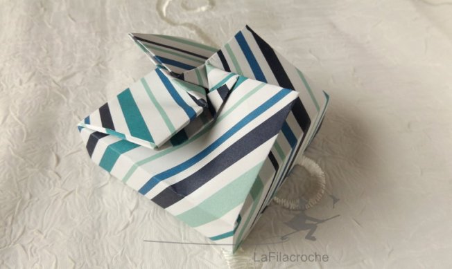 Boite en origami fermée
