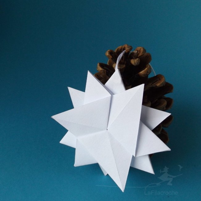 Flocon étoilé en origami