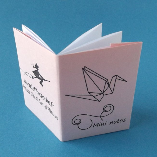 L’est-y pas beau mon carnet liliputien ? Couverture du mini carnet