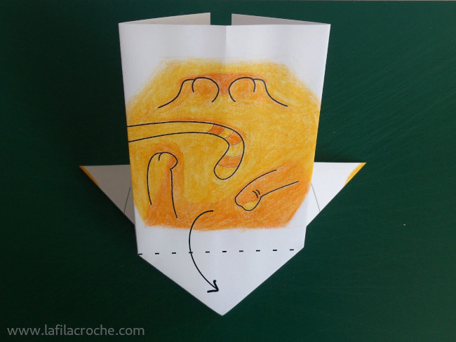 Pliage chat origami étape 8