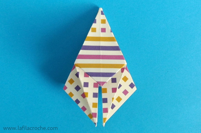Explications fleur clochette origami étape 2 terminée