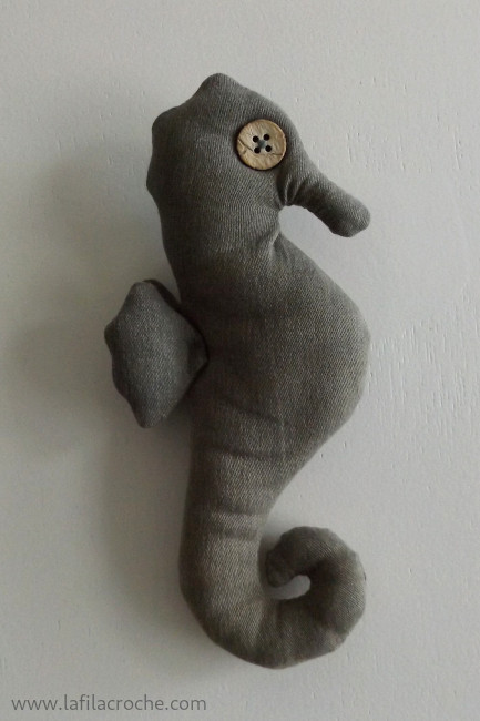 Un hippocampe en tissu