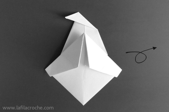 Pliage fantôme origami étape 10