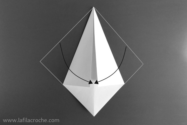 Pliage fantôme origami étape 2