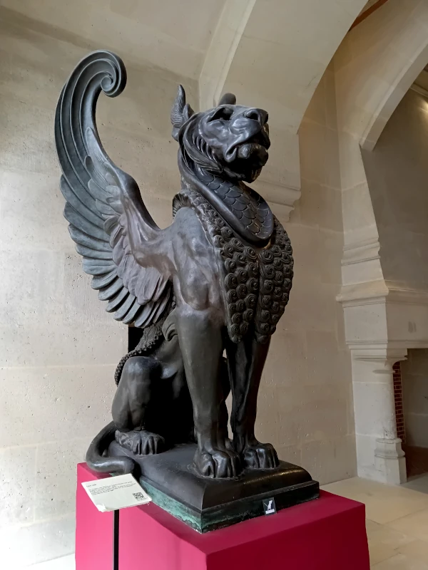 Une sculpture d’Auguste Nicolas Cain représentant un lion ailé