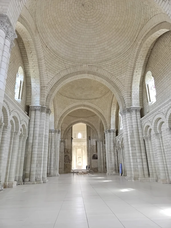 La nef de l’abbaye de Fontevraud
